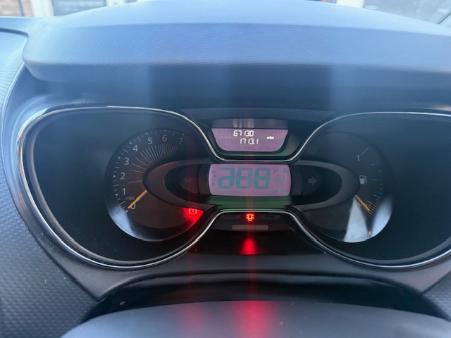 Used Renault Captur 2015 for sale - 76669817: Photo 19