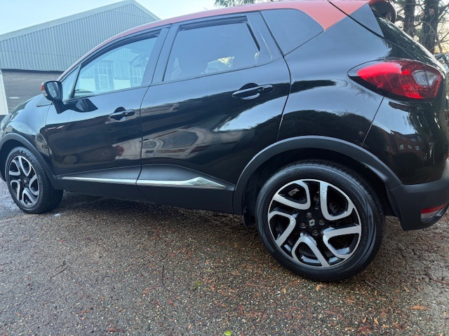Used Renault Captur 2015 for sale - 76669817: Photo 2