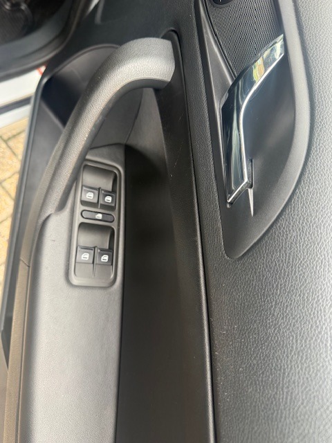 Used Skoda Yeti 2015 for sale - 76452410: Photo 13