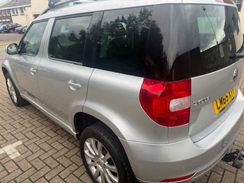 Used Skoda Yeti 2015 for sale - 76452410: Photo
