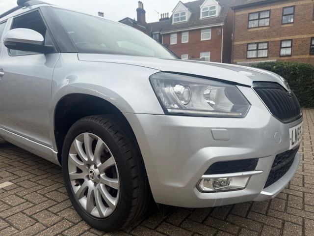 Used Skoda Yeti 2015 for sale - 76452410: Photo 8