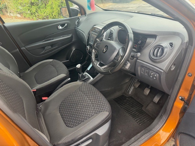 Used Renault Captur 2018 for sale - 76466677: Photo 11