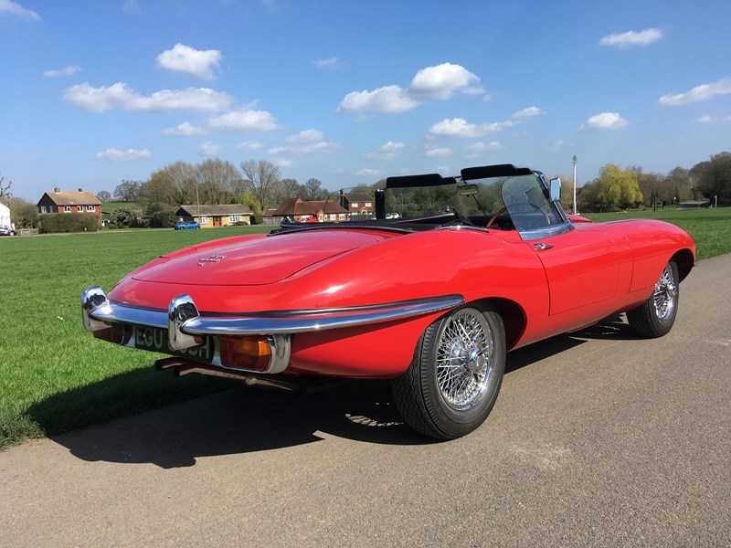 Classic Jaguar E Type Cars for Sale | CCFS