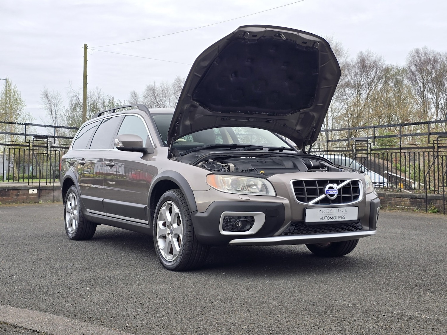 Used Volvo XC70 2009 for sale - 78070465: Photo 17