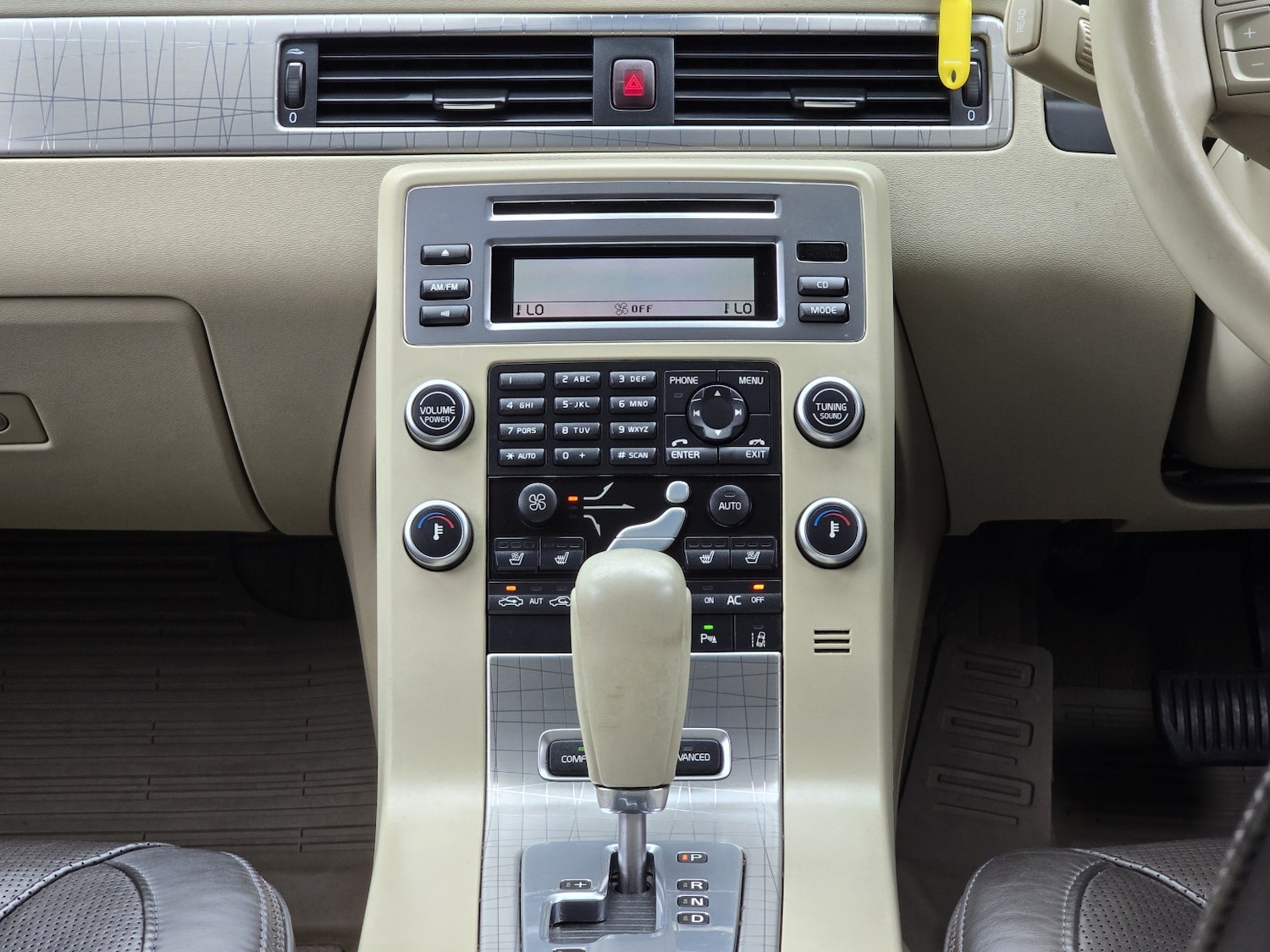 Used Volvo XC70 2009 for sale - 78070465: Photo 43