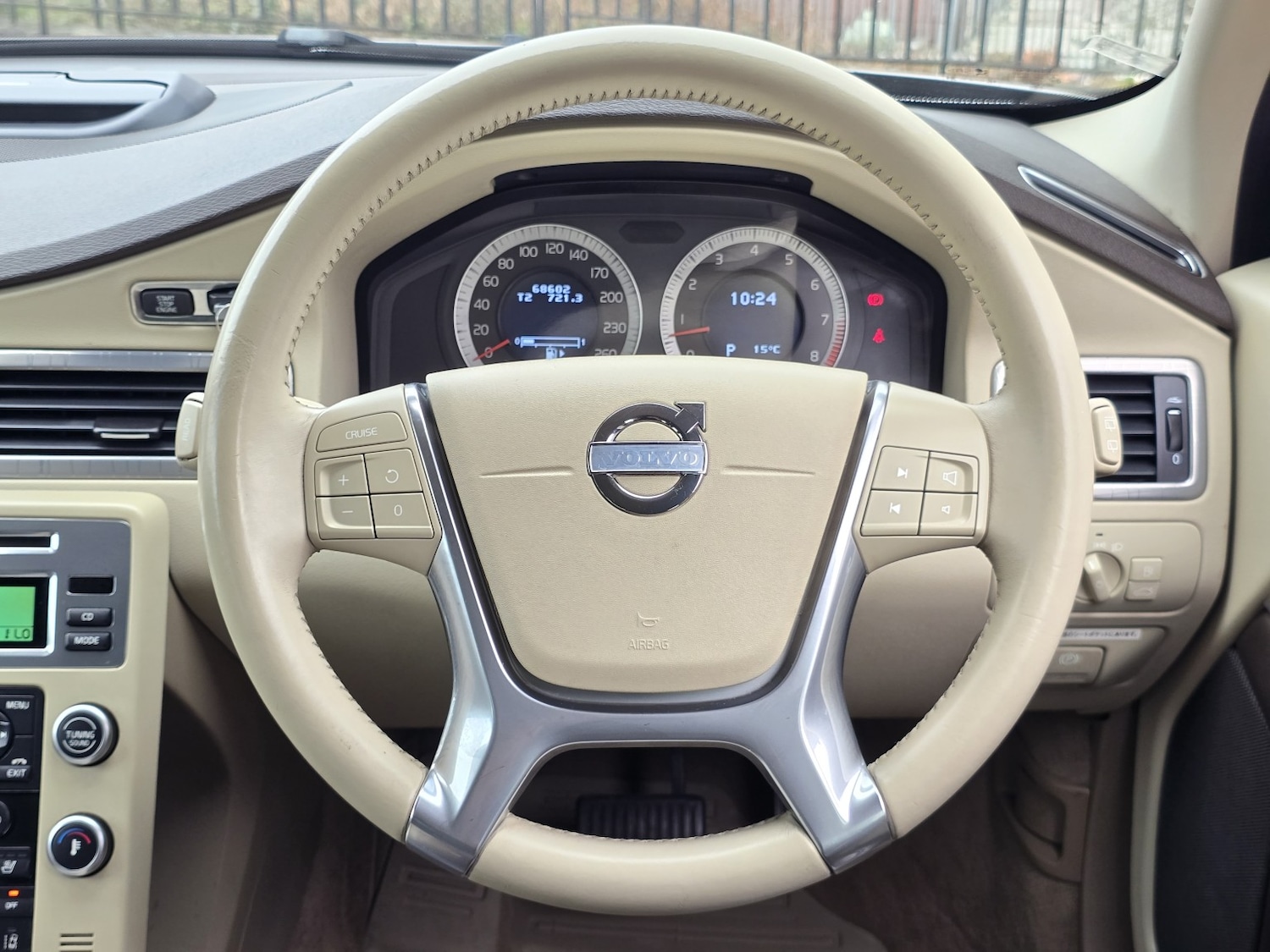 Used Volvo XC70 2009 for sale - 78070465: Photo 46