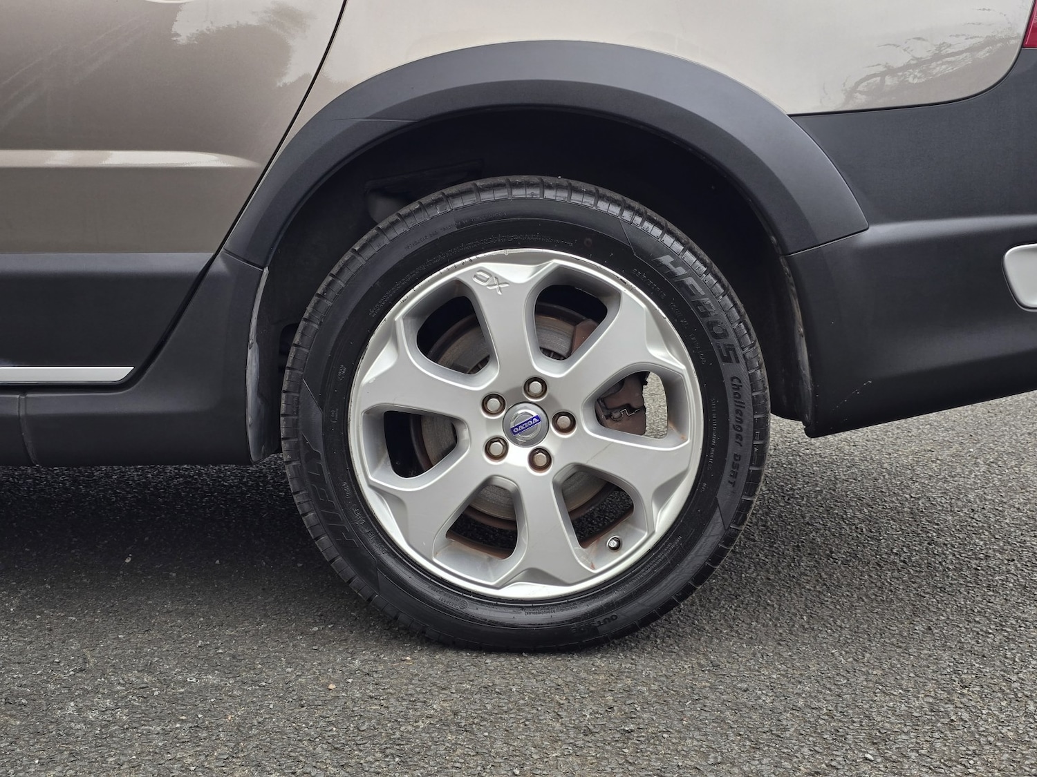 Used Volvo XC70 2009 for sale - 78070465: Photo 61