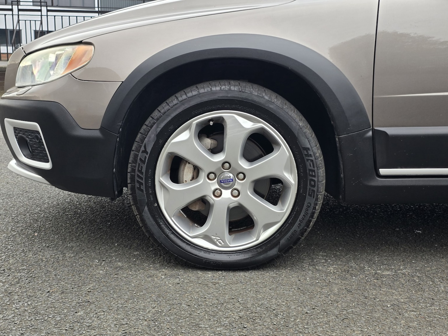 Used Volvo XC70 2009 for sale - 78070465: Photo 63