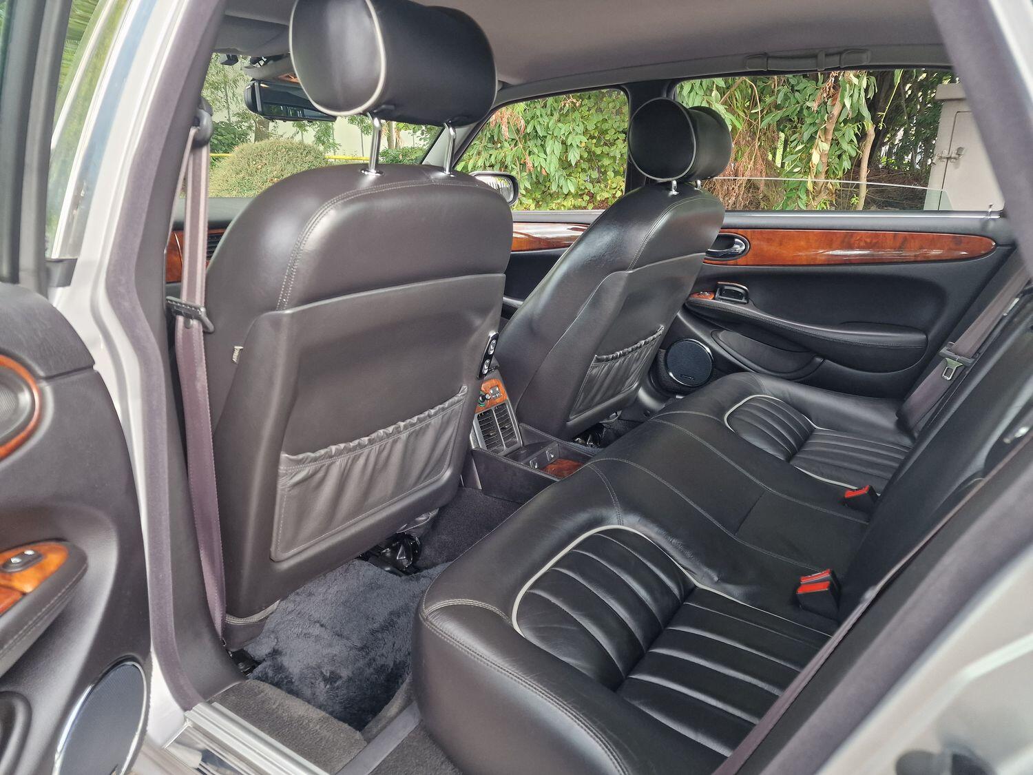 Used Jaguar XJ 2002 for sale - 77189310: Photo 13