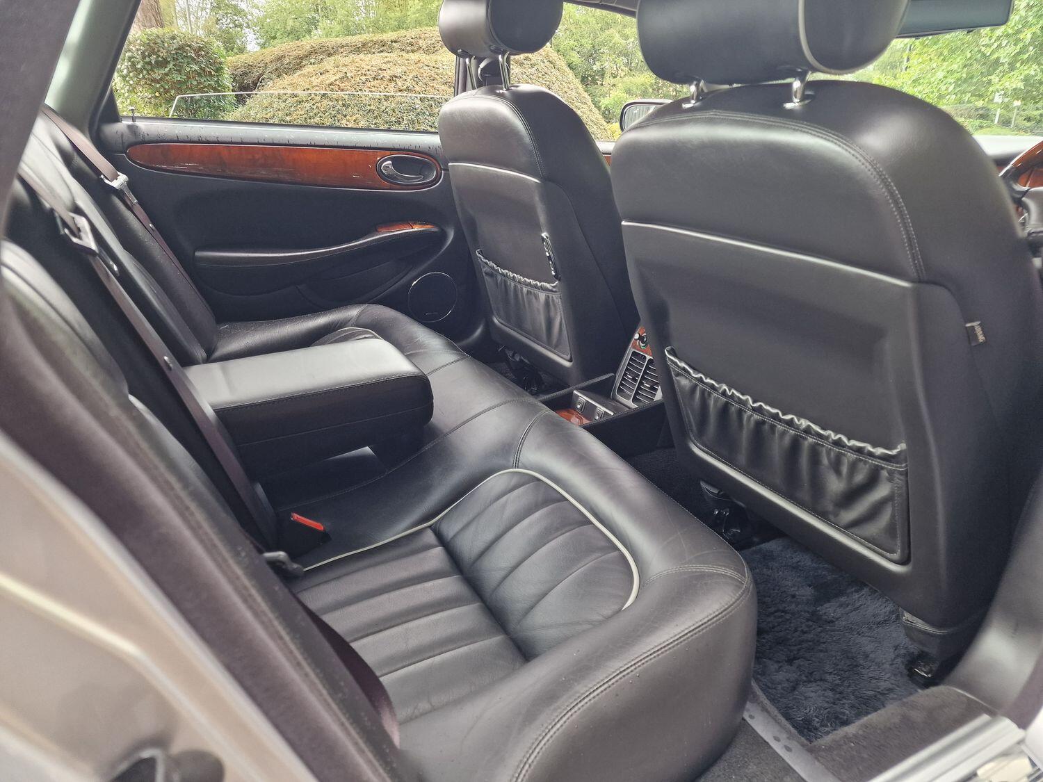 Used Jaguar XJ 2002 for sale - 77189310: Photo 30