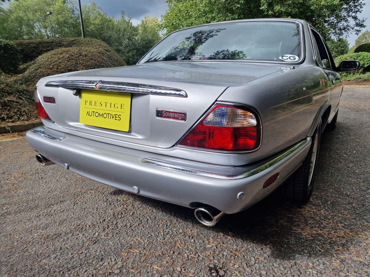 Used Jaguar XJ 2002 for sale - 77189310: Photo 39