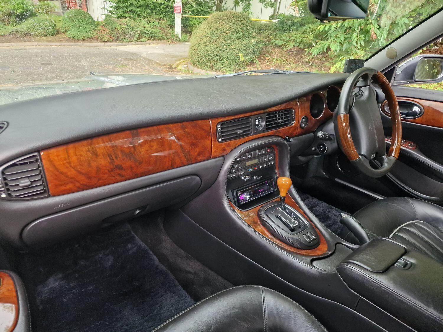 Used Jaguar XJ 2002 for sale - 77189310: Photo 51