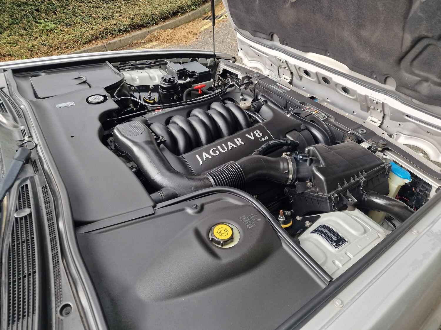 Used Jaguar XJ 2002 for sale - 77189310: Photo 52