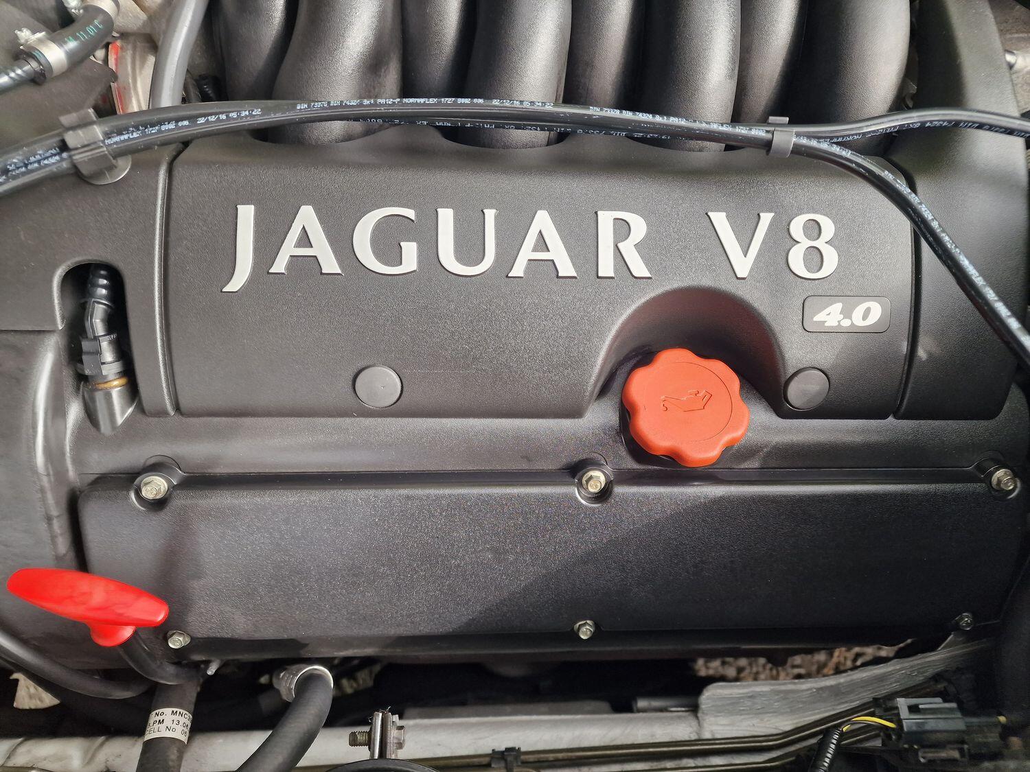 Used Jaguar XJ 2002 for sale - 77189310: Photo 56