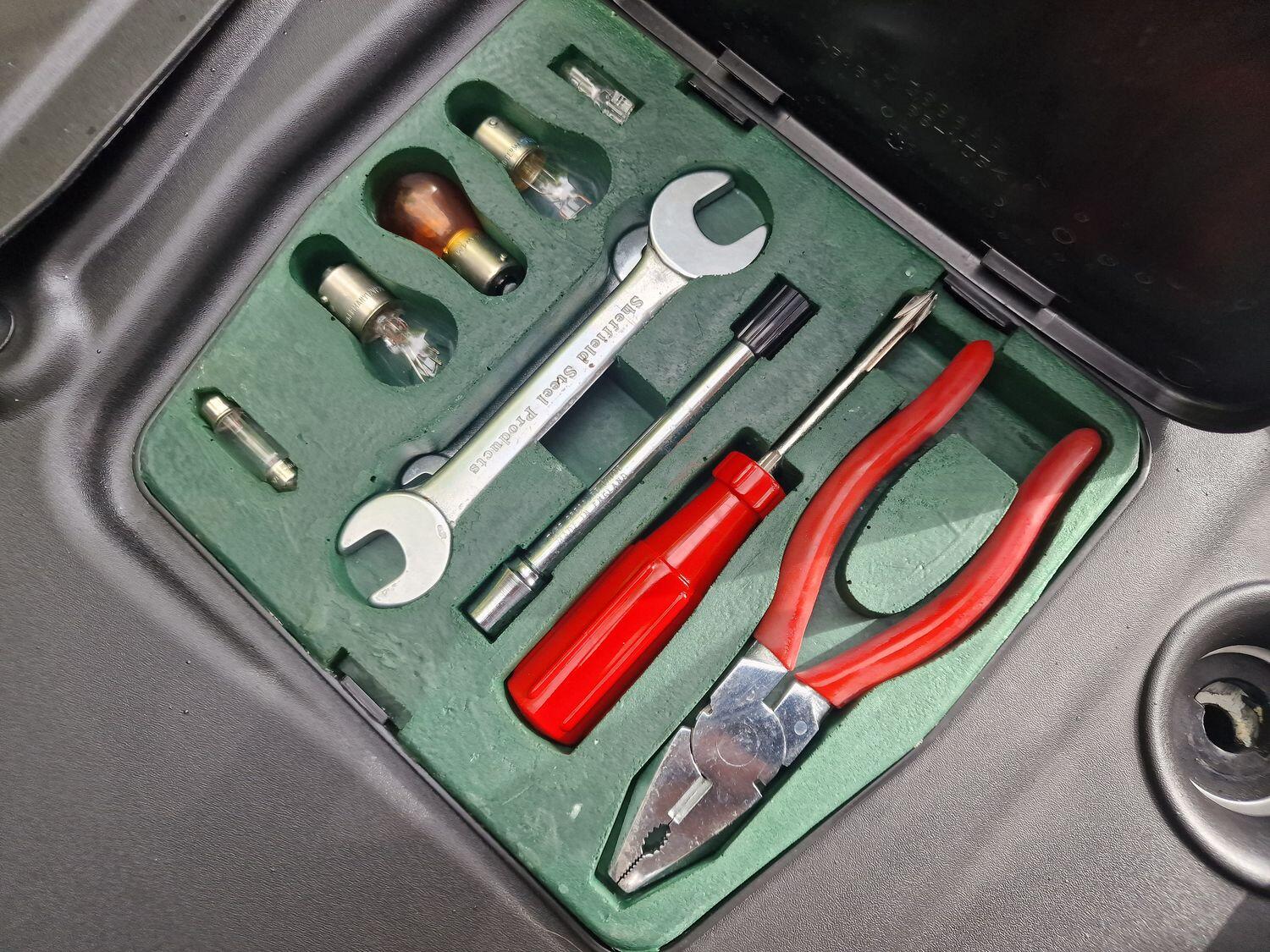 Used Jaguar XJ 2002 for sale - 77189310: Photo 57