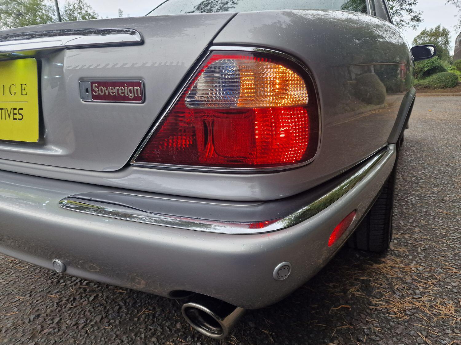 Used Jaguar XJ 2002 for sale - 77189310: Photo 74