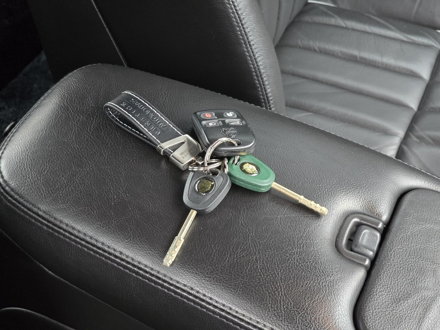 Used Jaguar XJ 2023 for sale - 77622529: Photo 38