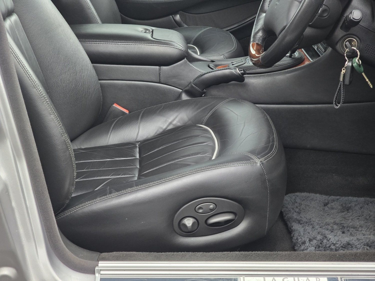 Used Jaguar XJ 2023 for sale - 77622529: Photo 43