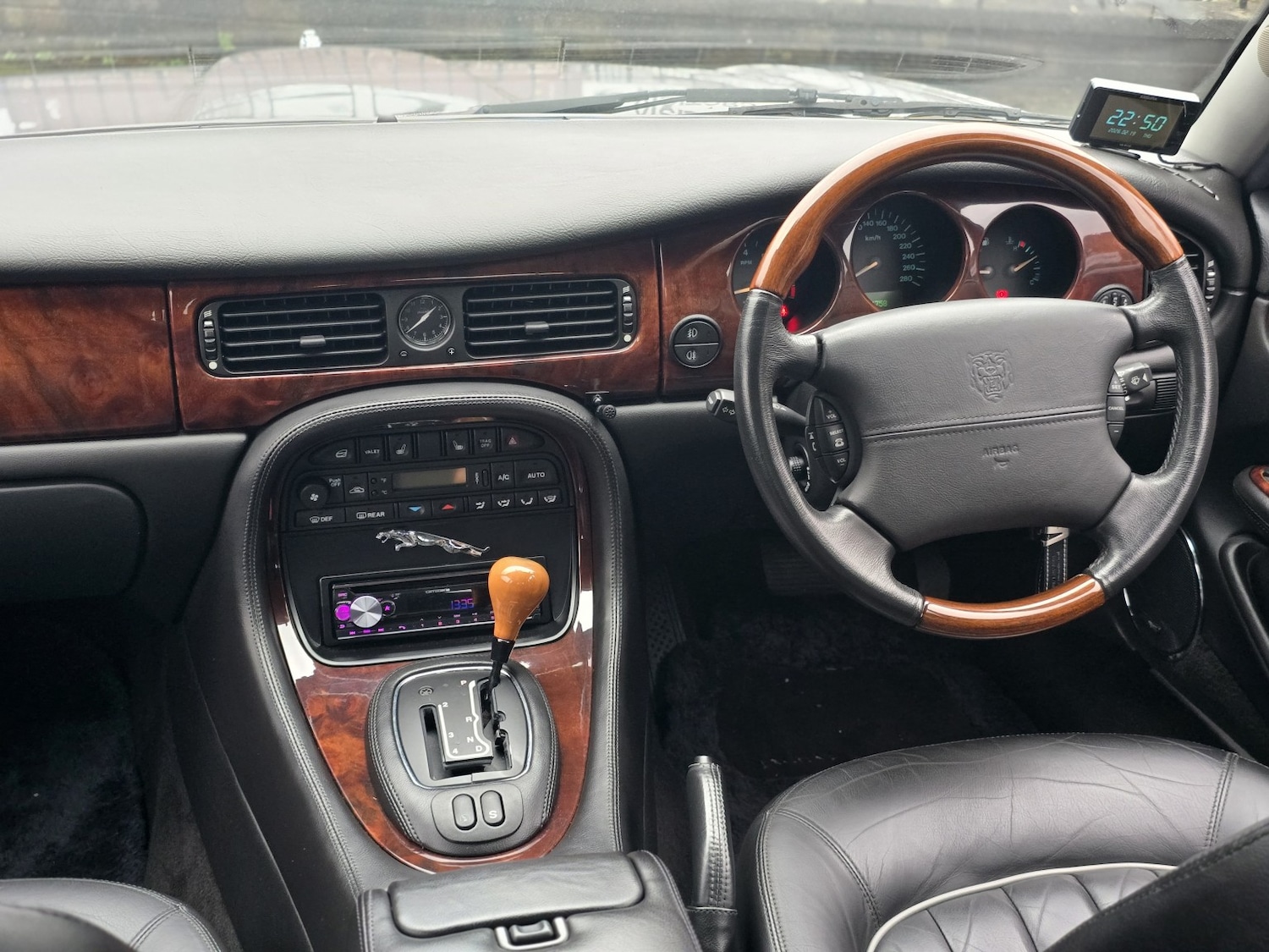 Used Jaguar XJ 2023 for sale - 77622529: Photo 61