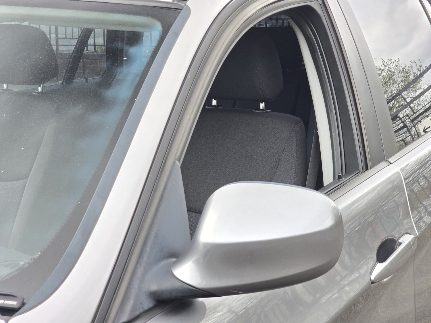 Used BMW 3 Series 2011 for sale - 78125237: Photo 22