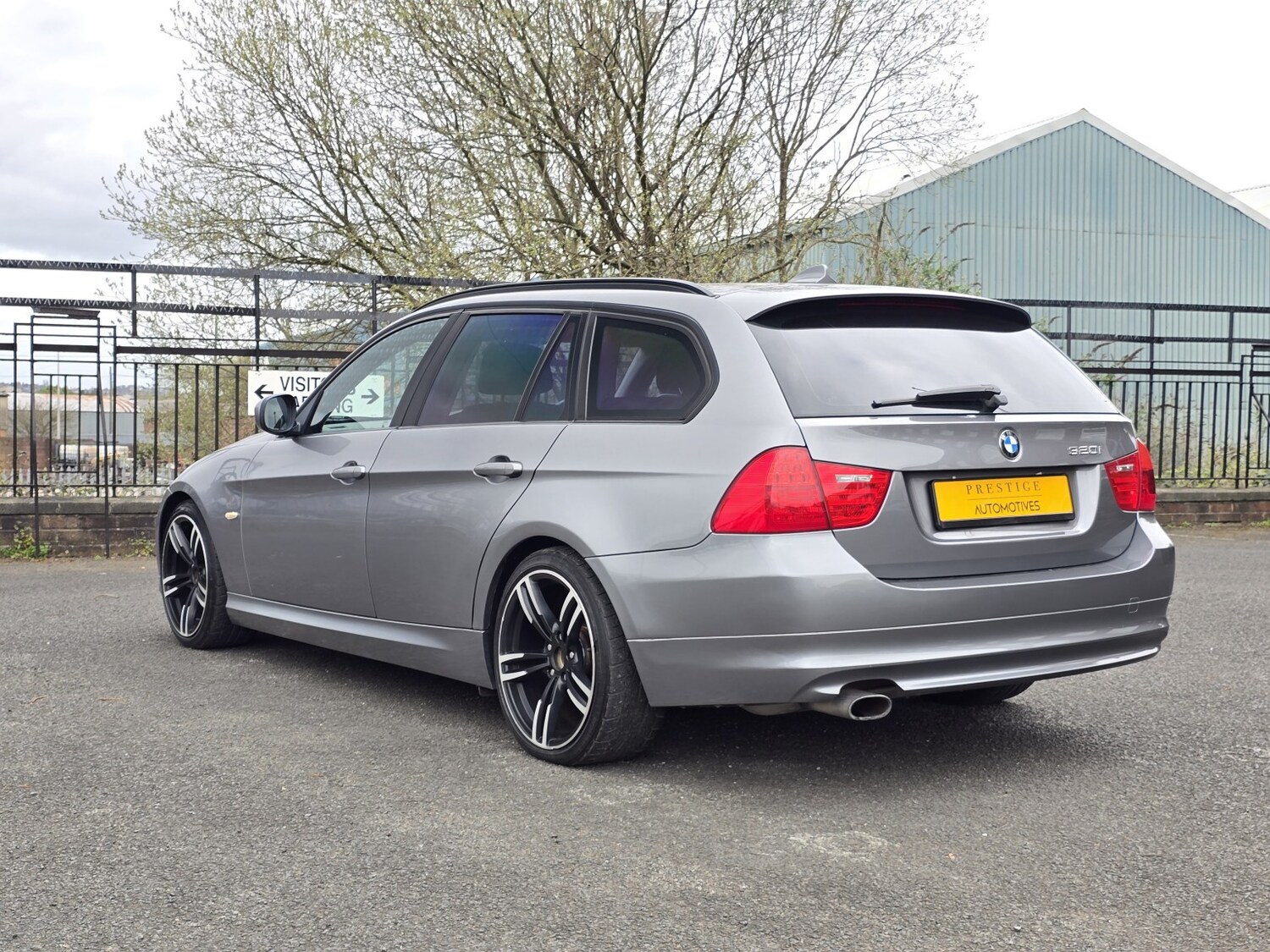 Used BMW 3 Series 2011 for sale - 78125237: Photo 25