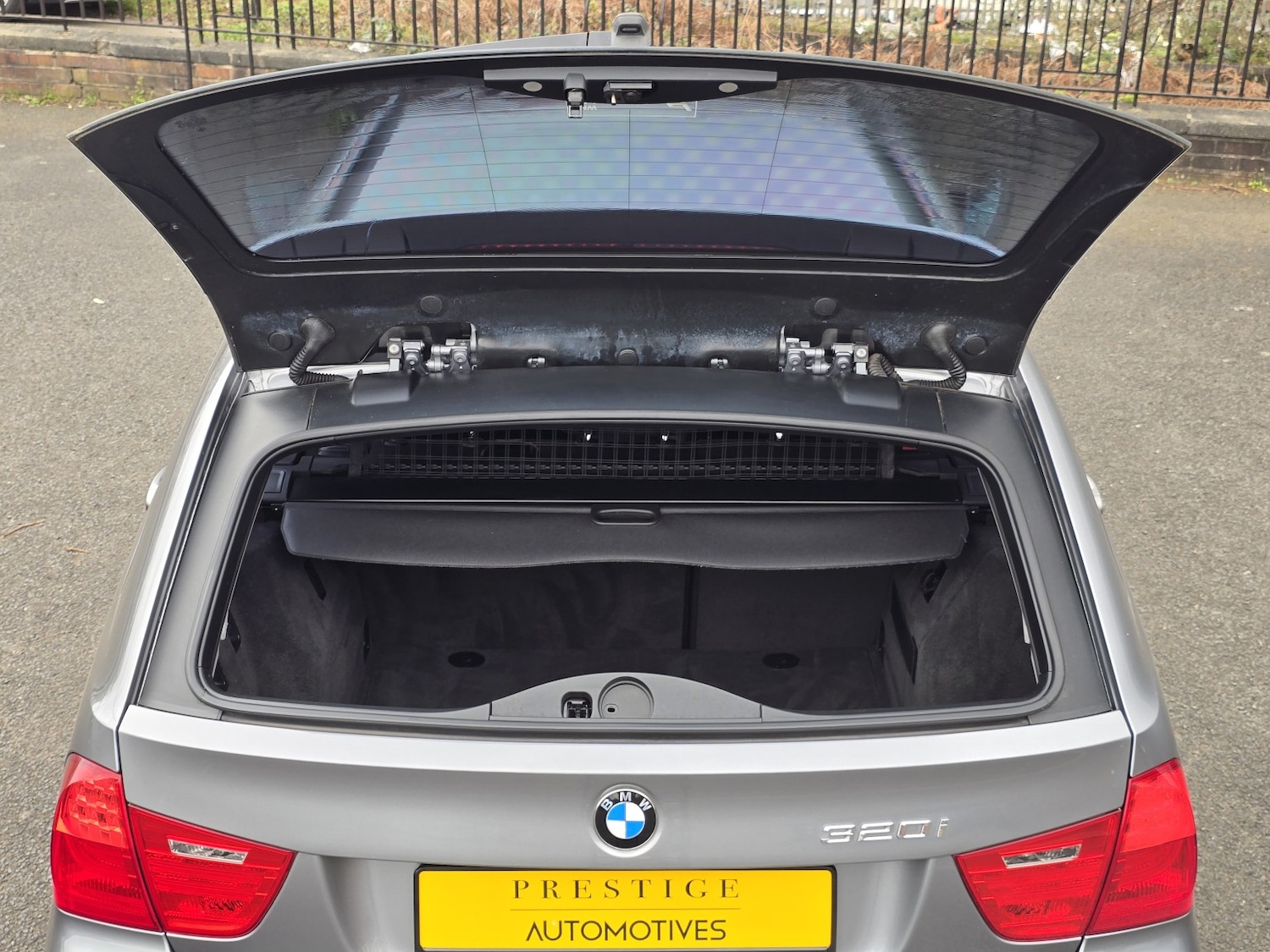 Used BMW 3 Series 2011 for sale - 78125237: Photo 26