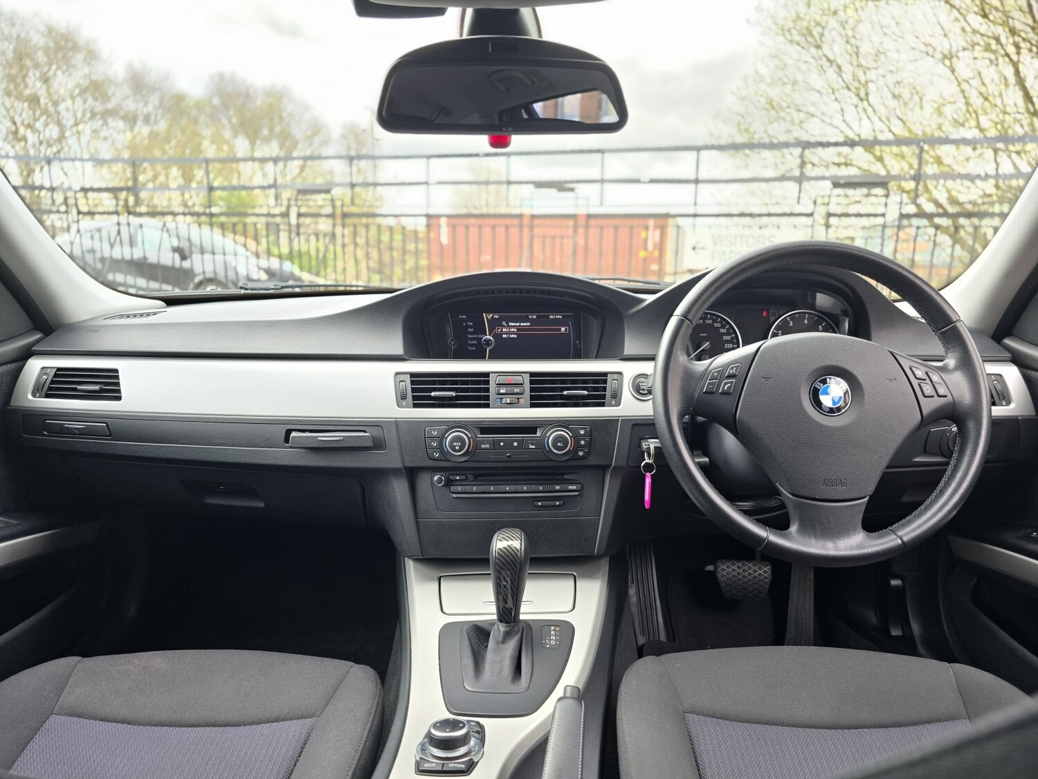 Used BMW 3 Series 2011 for sale - 78125237: Photo 35