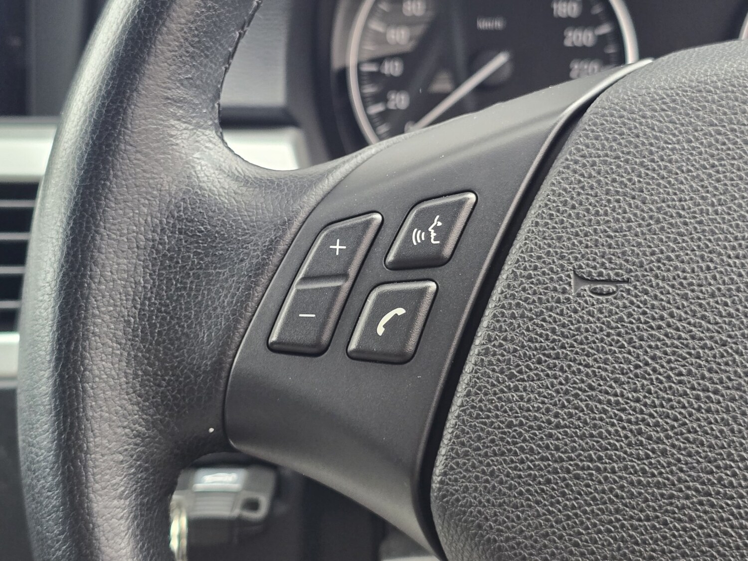 Used BMW 3 Series 2011 for sale - 78125237: Photo 42