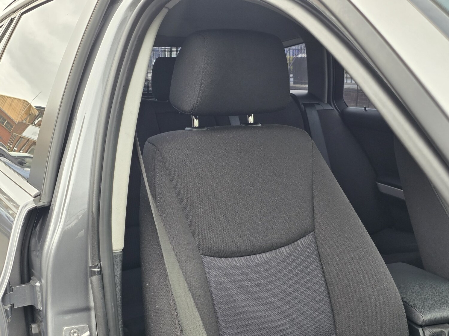 Used BMW 3 Series 2011 for sale - 78125237: Photo 48