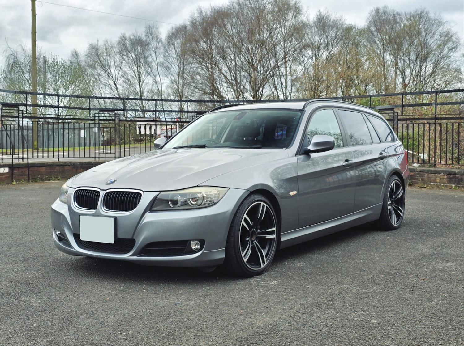 Used BMW 3 Series 2011 for sale - 78125237: Photo 5