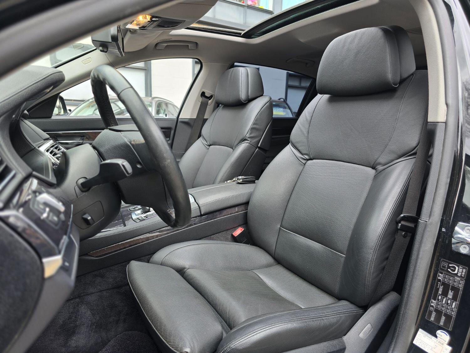 Used BMW 7 Series 2009 for sale - 77189392: Photo 20