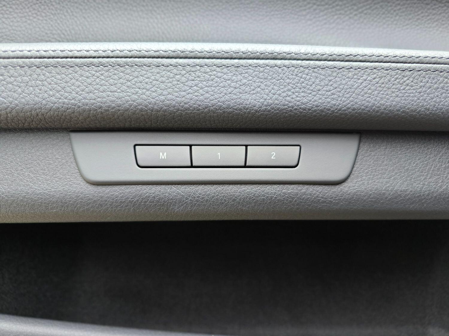 Used BMW 7 Series 2009 for sale - 77189392: Photo 30