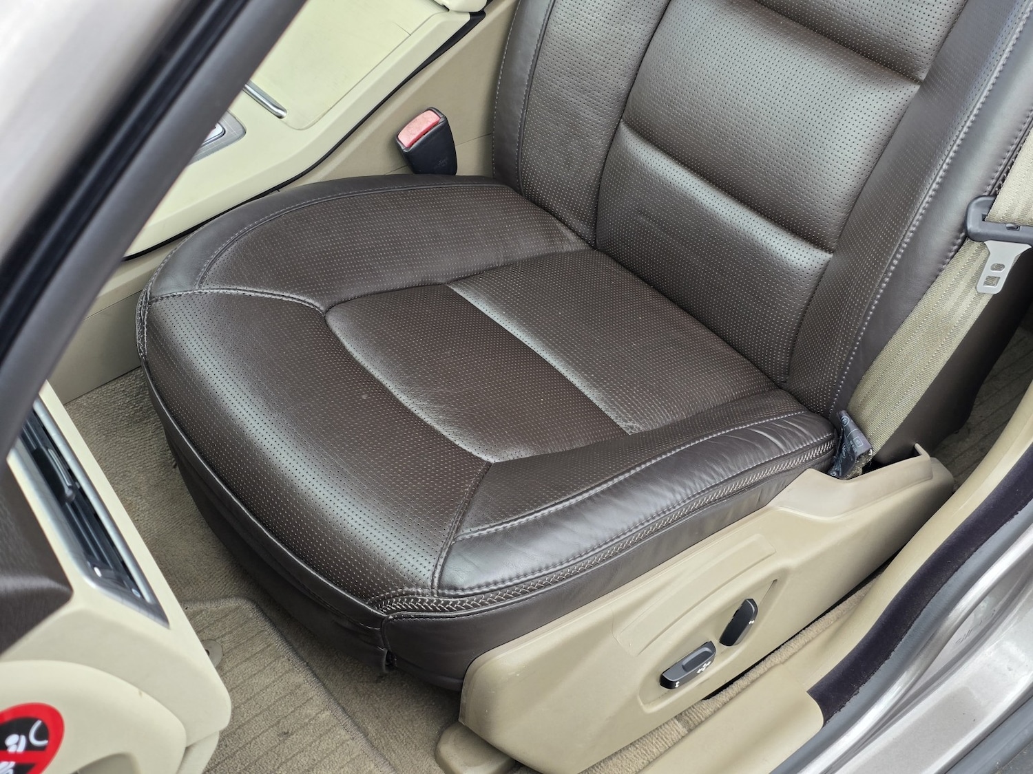 Used Volvo XC70 for sale - 78098327: Photo 33