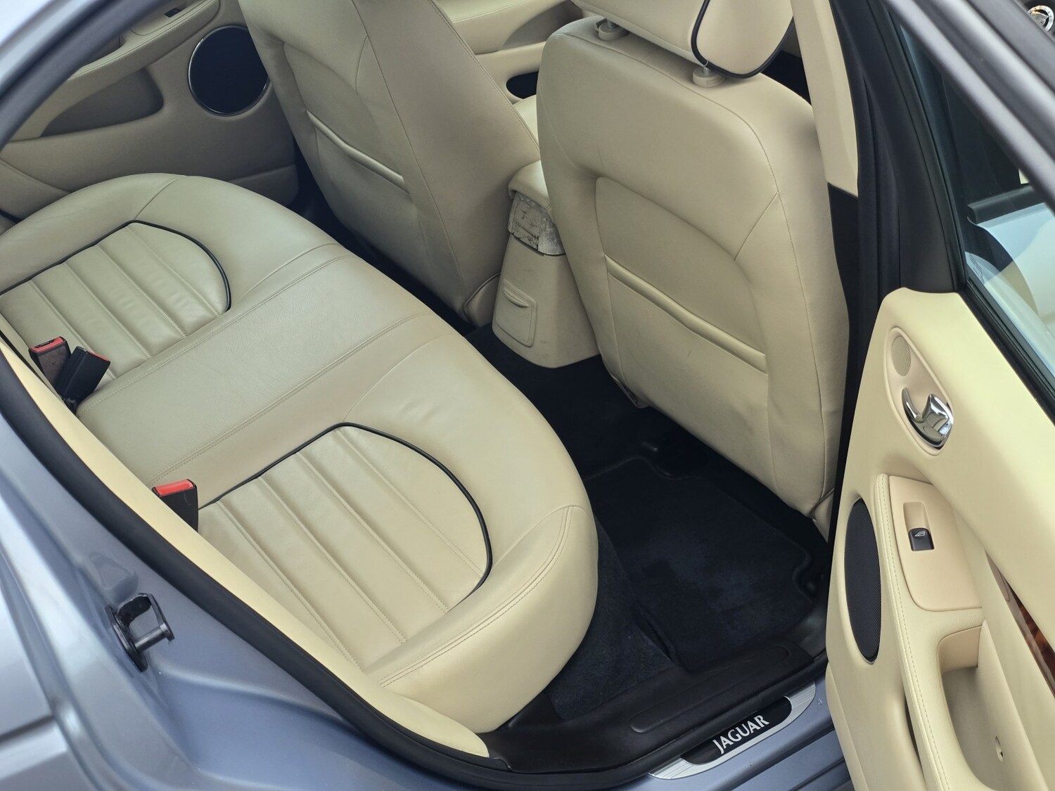 Used Jaguar X-Type 2024 for sale - 77656360: Photo 43