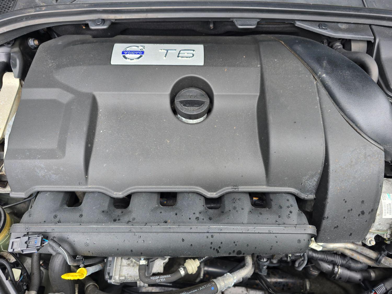 Used Volvo XC70 2010 for sale - 77189304: Photo 46