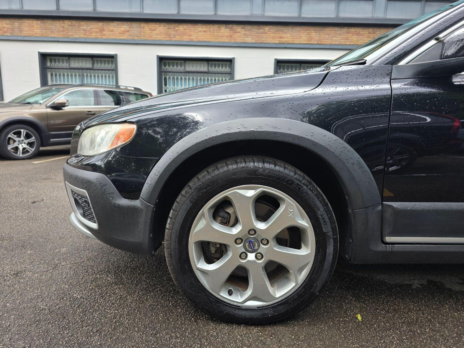 Used Volvo XC70 2010 for sale - 77189304: Photo 53