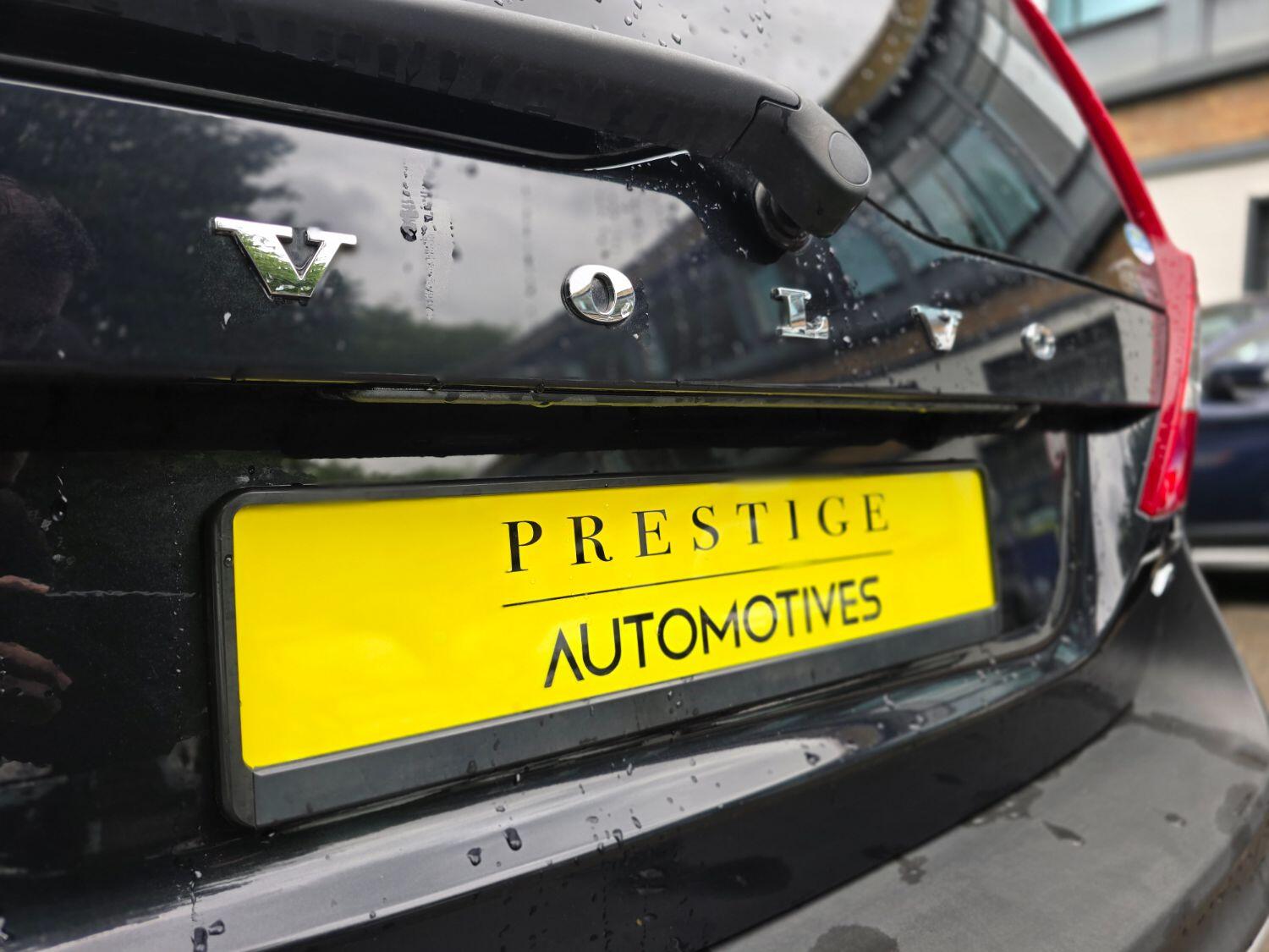 Used Volvo XC70 2010 for sale - 77189304: Photo 66