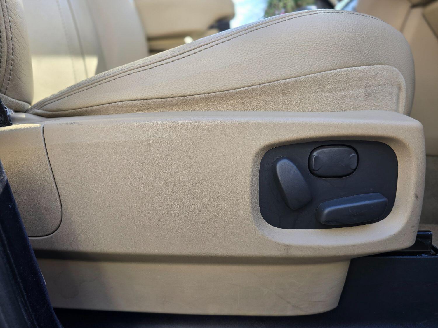 Used Land Rover Discovery 4 2013 for sale - 77189389: Photo 30