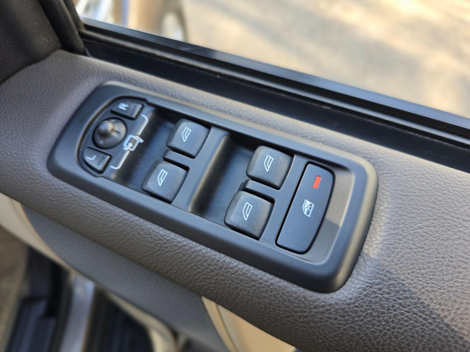 Used Land Rover Discovery 4 2013 for sale - 77189389: Photo 33