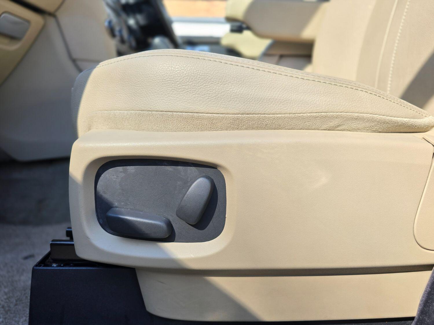 Used Land Rover Discovery 4 2013 for sale - 77189389: Photo 37