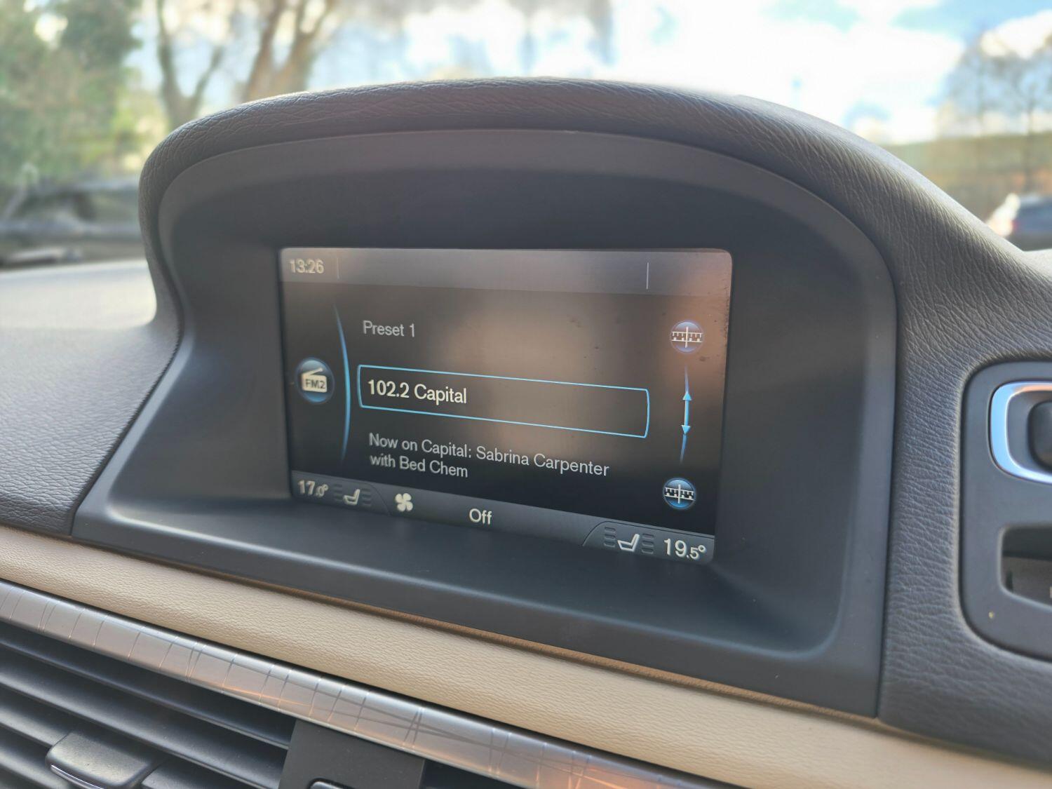 Used Volvo XC70 2013 for sale - 77189409: Photo 23