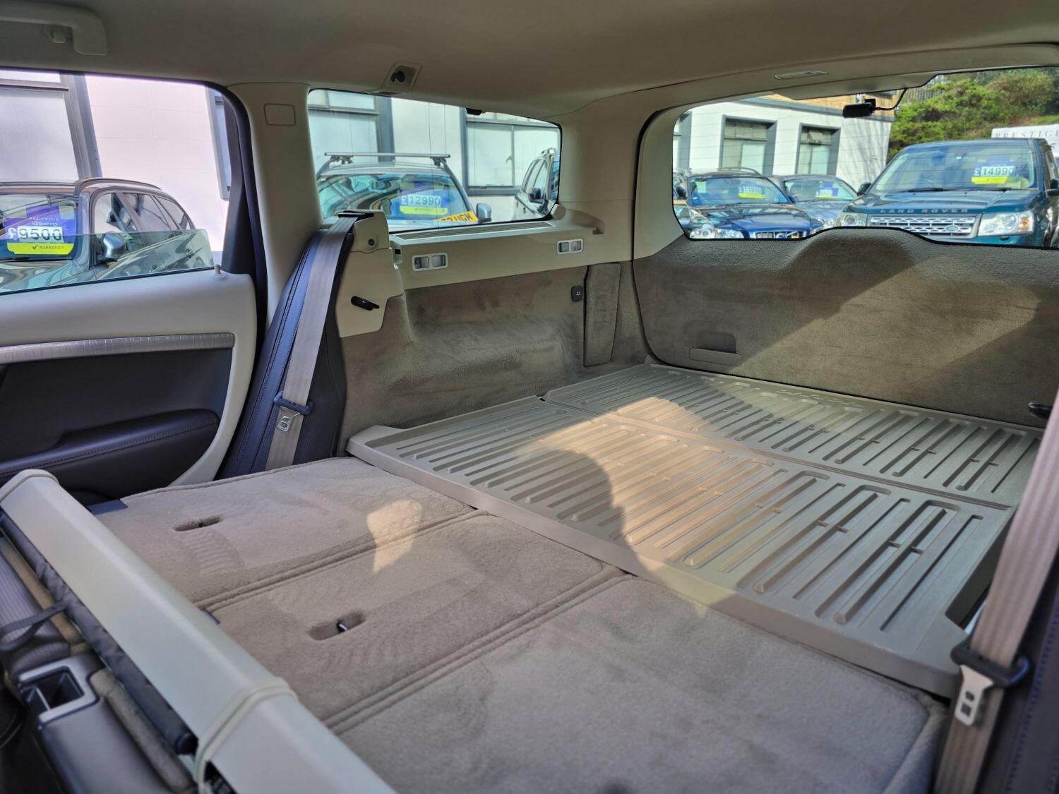 Used Volvo XC70 2013 for sale - 77189409: Photo 55