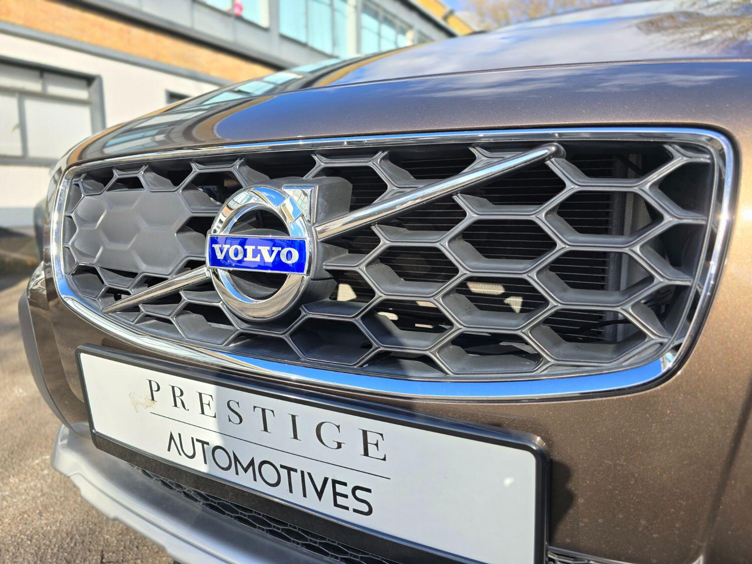 Used Volvo XC70 2013 for sale - 77189409: Photo 71