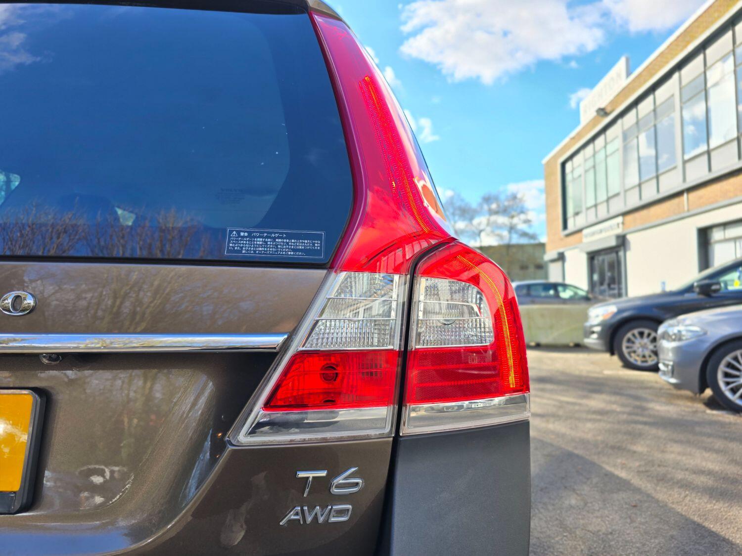 Used Volvo XC70 2013 for sale - 77189409: Photo 75