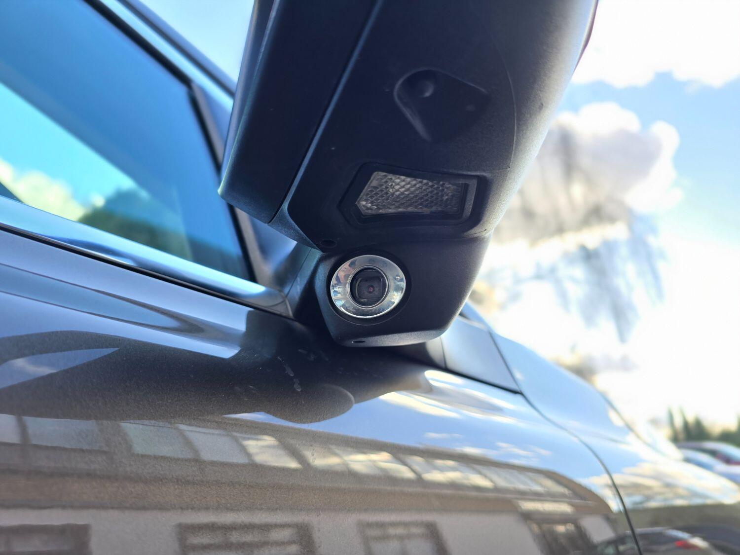 Used Volvo XC70 2013 for sale - 77189409: Photo 85