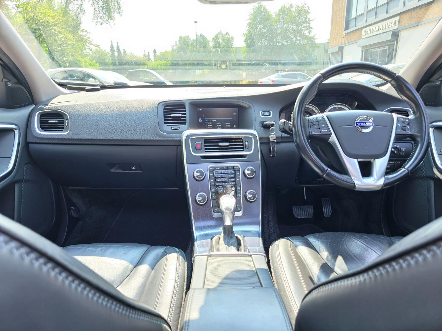 Used Volvo V60 2013 for sale - 77189369: Photo 12