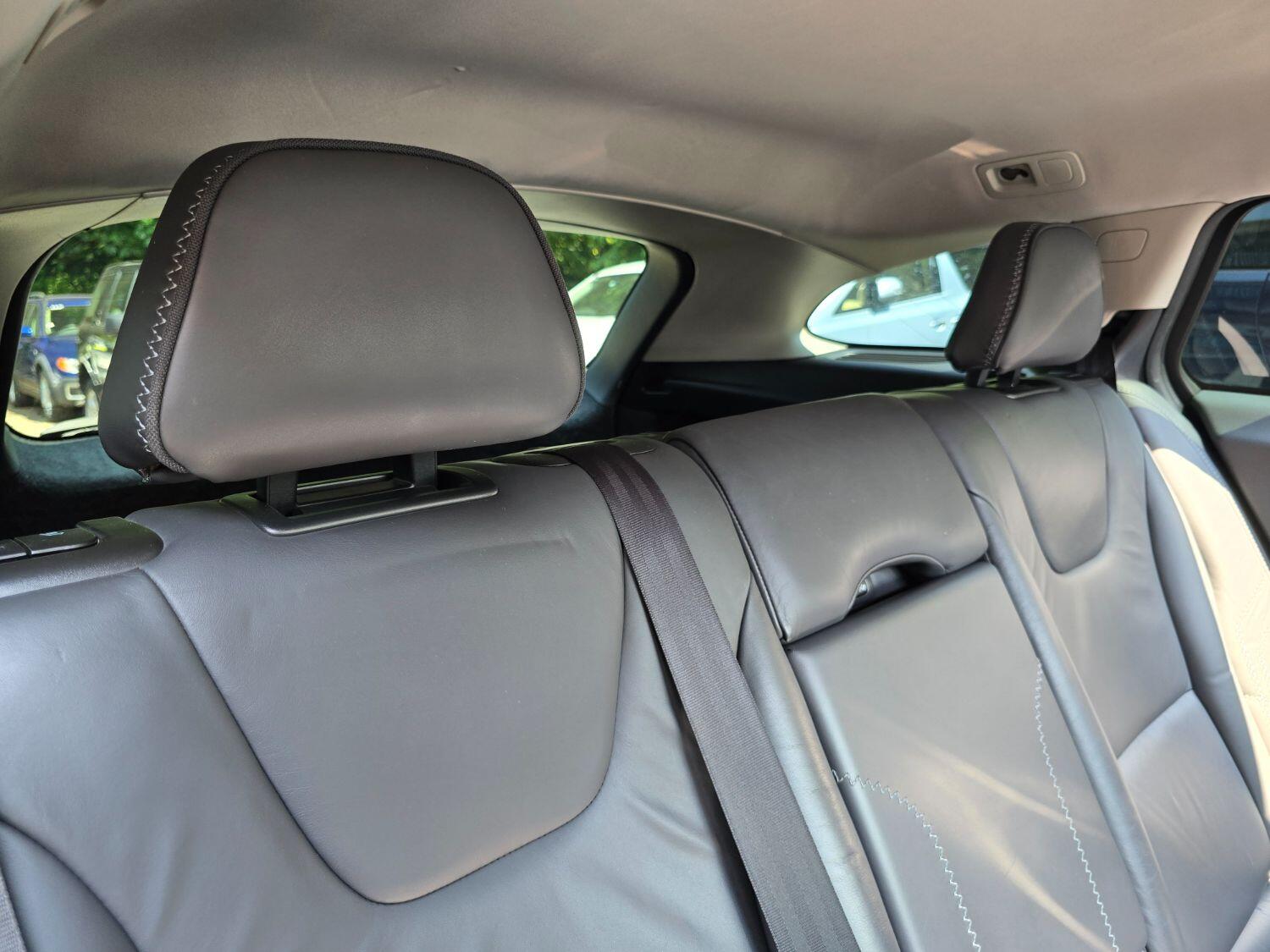 Used Volvo V60 2013 for sale - 77189369: Photo 44