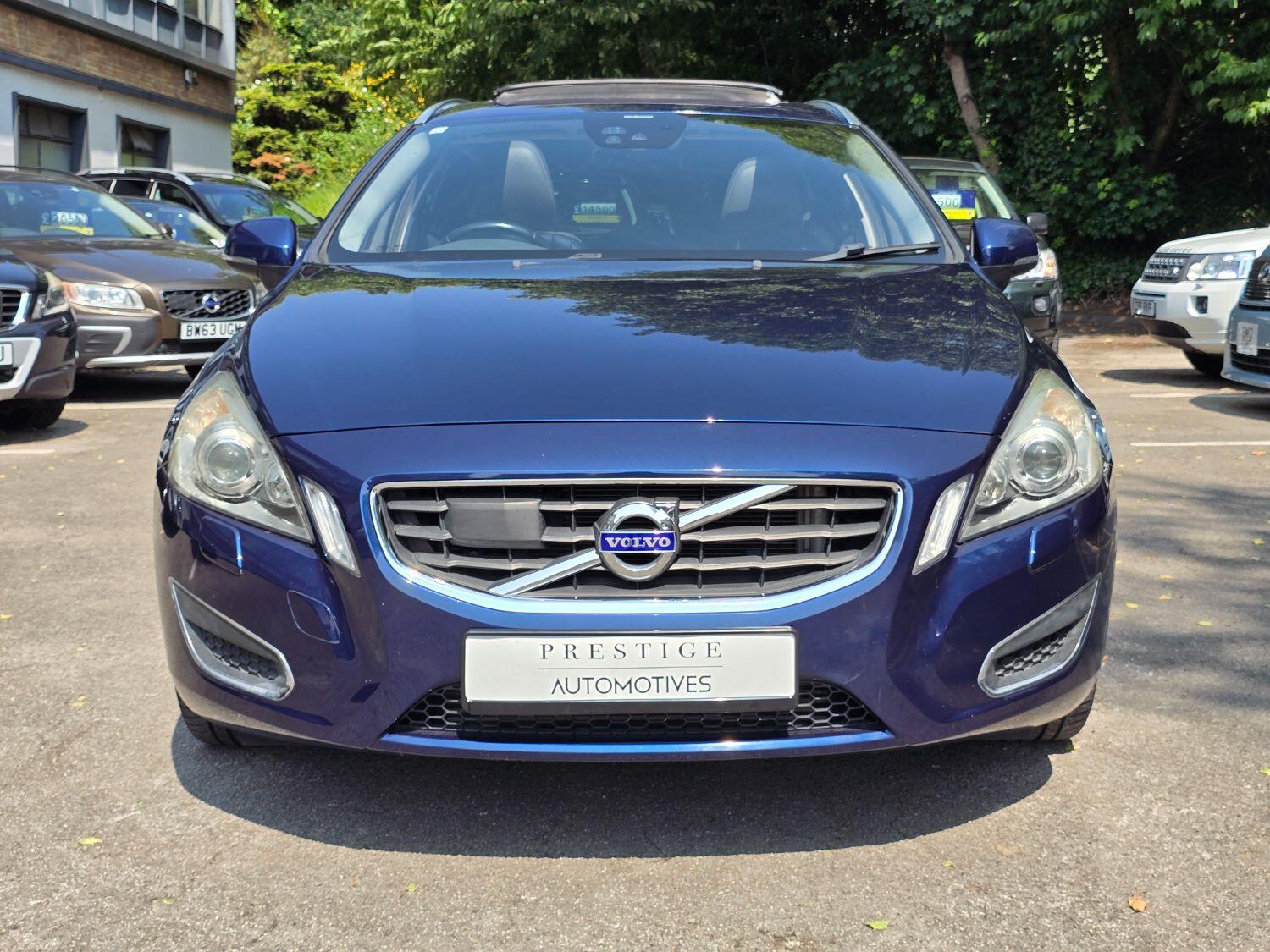 Used Volvo V60 2013 for sale - 77189369: Photo 5