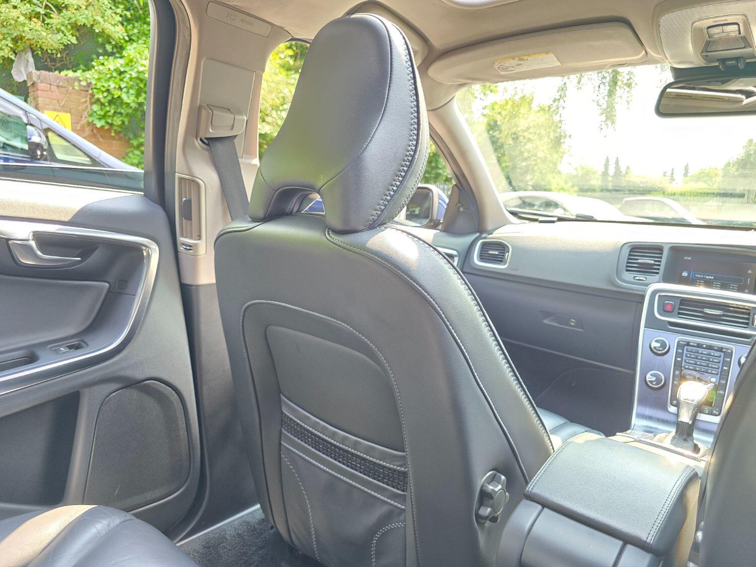 Used Volvo V60 2013 for sale - 77189369: Photo 54