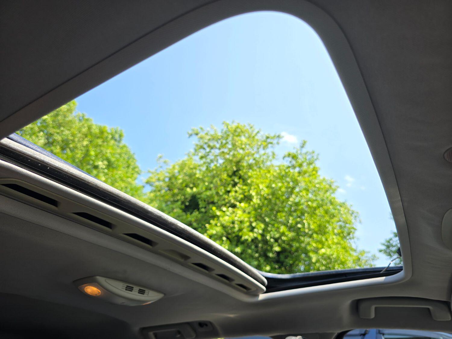 Used Volvo V60 2013 for sale - 77189369: Photo 58